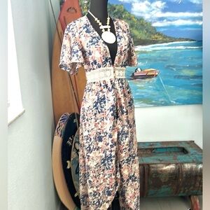 Dizzire, Beautiful Lightweight Duster,Triple Kona ButtonsWaist, Romantic,Size M